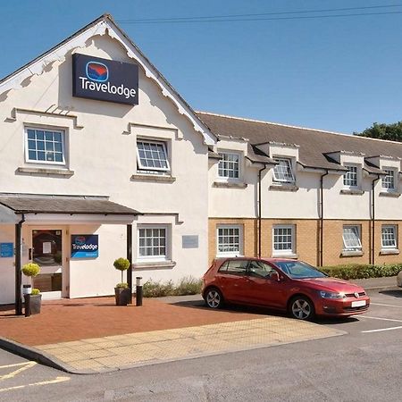 Travelodge Cardiff Airport Баррі Екстер'єр фото