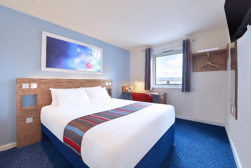 Travelodge Cardiff Airport Баррі Екстер'єр фото